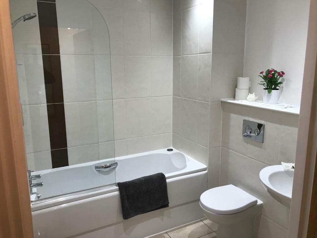 Hansen House Cardiff Apartment With Parking Экстерьер фото